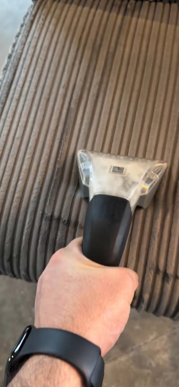 Professionele meubelreiniging aan huis